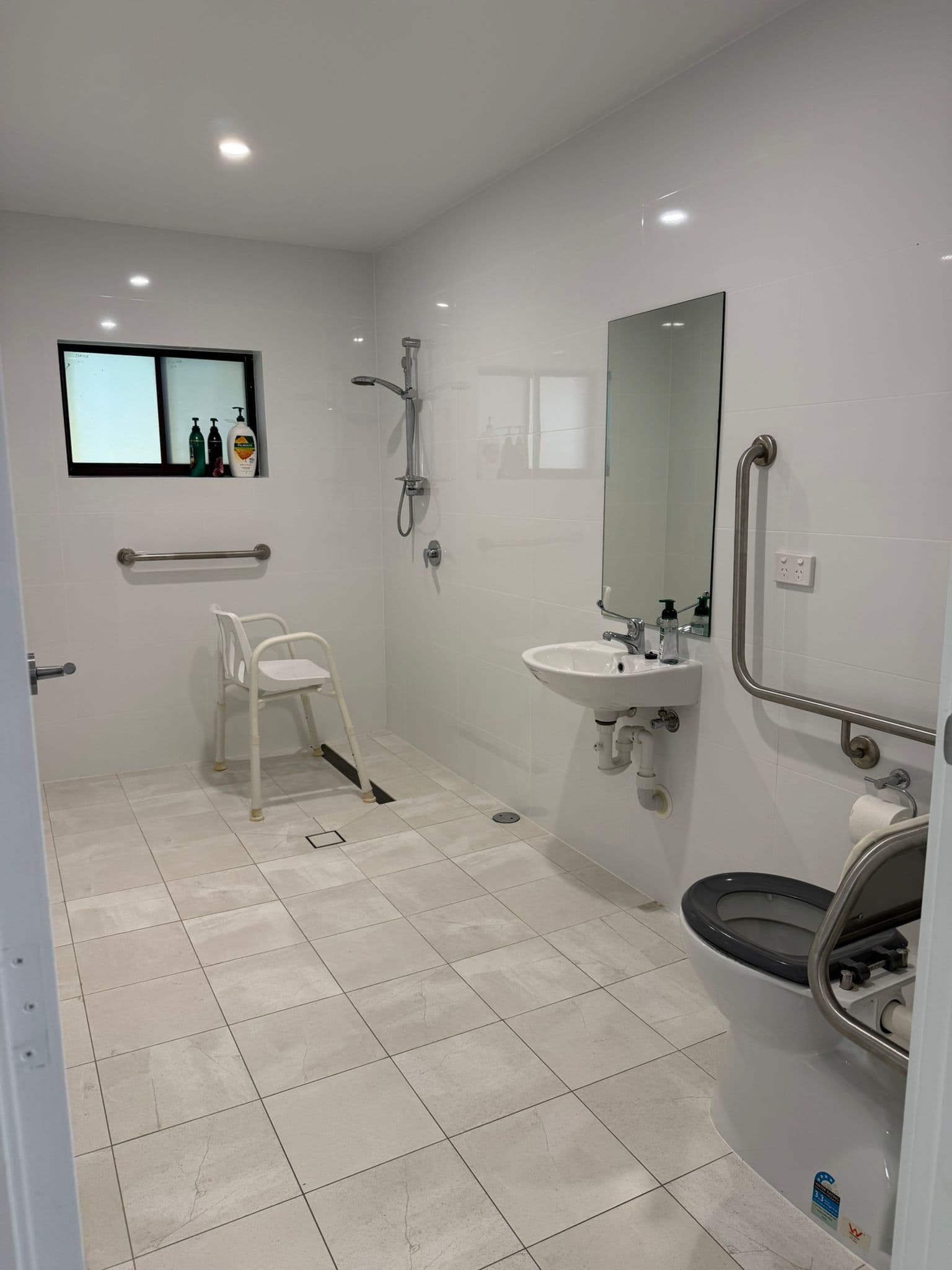 Port Macquarie Respite — 2 Bedroom photo 6